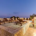 Casa de Férias Four-bedroom In Kaštel Novi