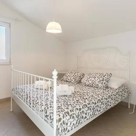 Four-Bedroom Holiday Home In Kastel Novi * Kastel Novi